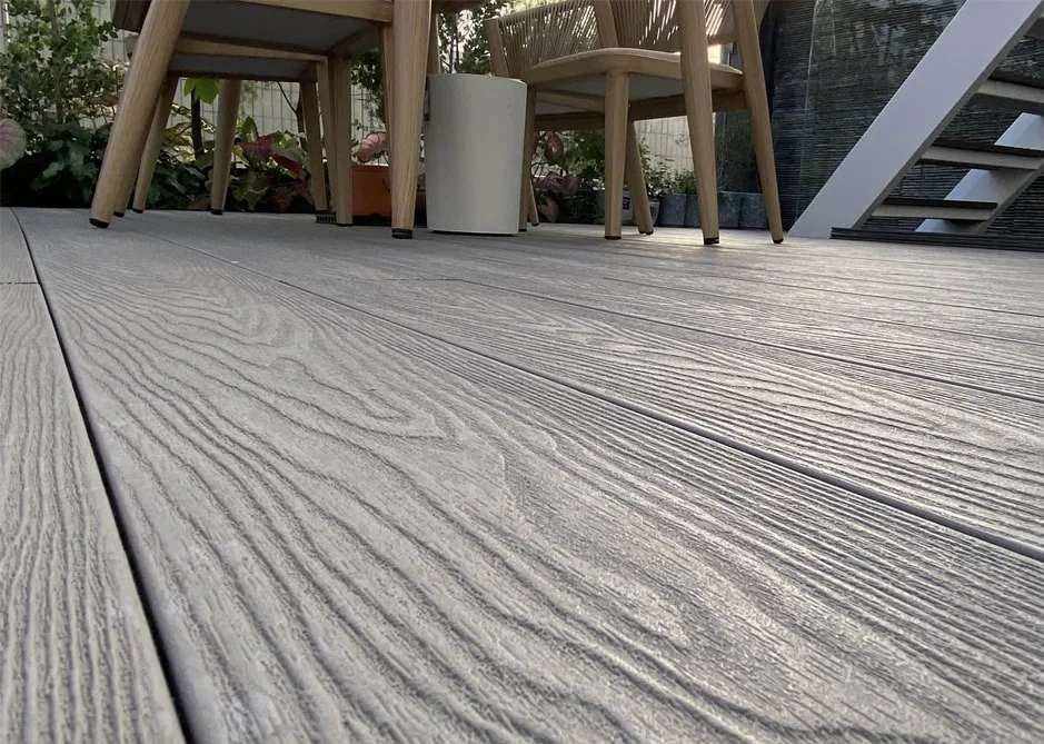 decking coextruction